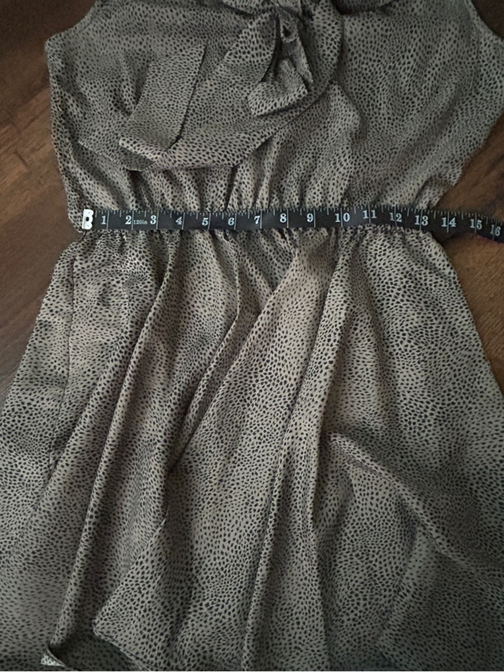 Velvet Heart Sleeveless Tie Neck Mini Dress Taupe Print Size L - Picture 6 of 9